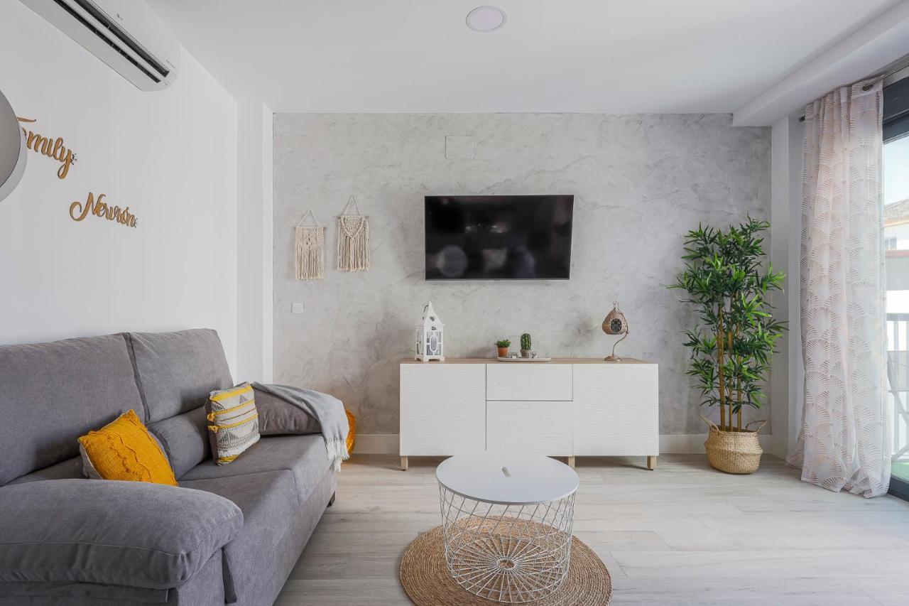 Family Home Suits Encantos De Sevilla Dış mekan fotoğraf